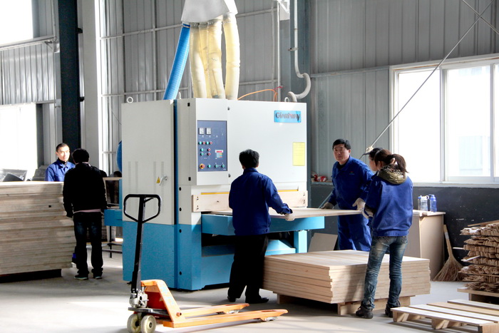 公司內(nèi)部 (8)